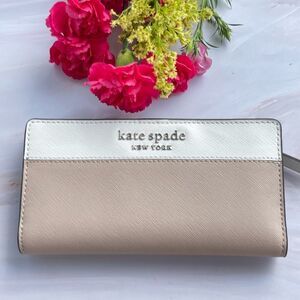 Kate Spade Warm Beige Slim bifold wallet Clutch NEW